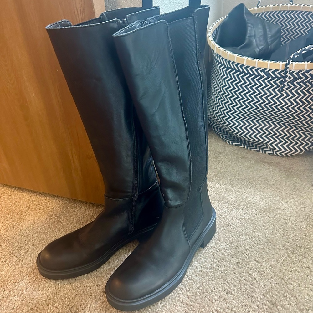 Enzo Tesoti | Black Leather Lug Sole Structured Tall Boots, size 40EU